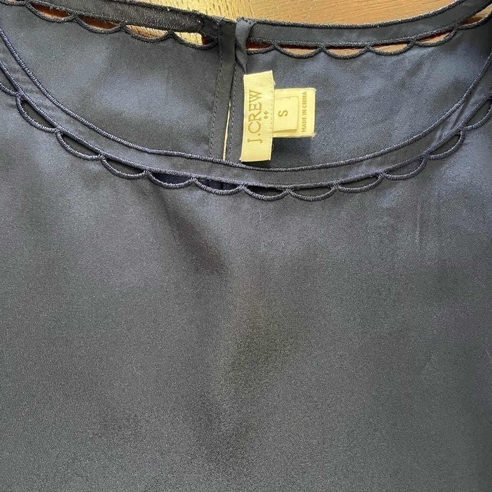 J Crew women’s Navy blue long sleeves round neck embroidered top/ shirt size S - Picture 3 of 6